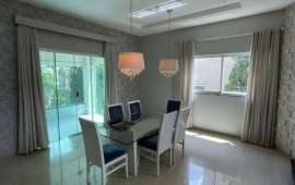 Sobrado Para alugar no Residencial Sun Flower