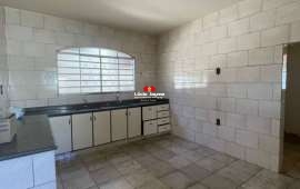 Casa Para alugar no St. Central