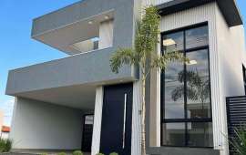 Casa à Venda no Condomínio Terras Alphaville