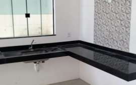 Casa à Venda no Polocentro