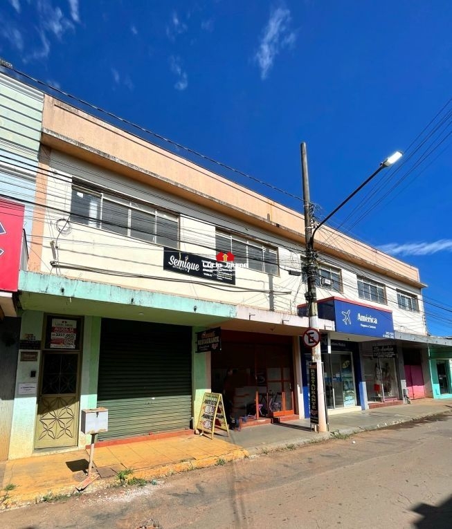 Cômodo comercial para comprar St. Central